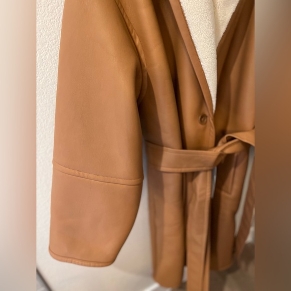 STAND STUDIO Tan Dolores Belted Shearling Coat Size 8 - Picture 6 of 13